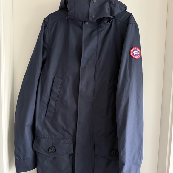 Men’s Canada Goose. Crew trench. Size small. Color admiral navy. - Picture 1 of 5